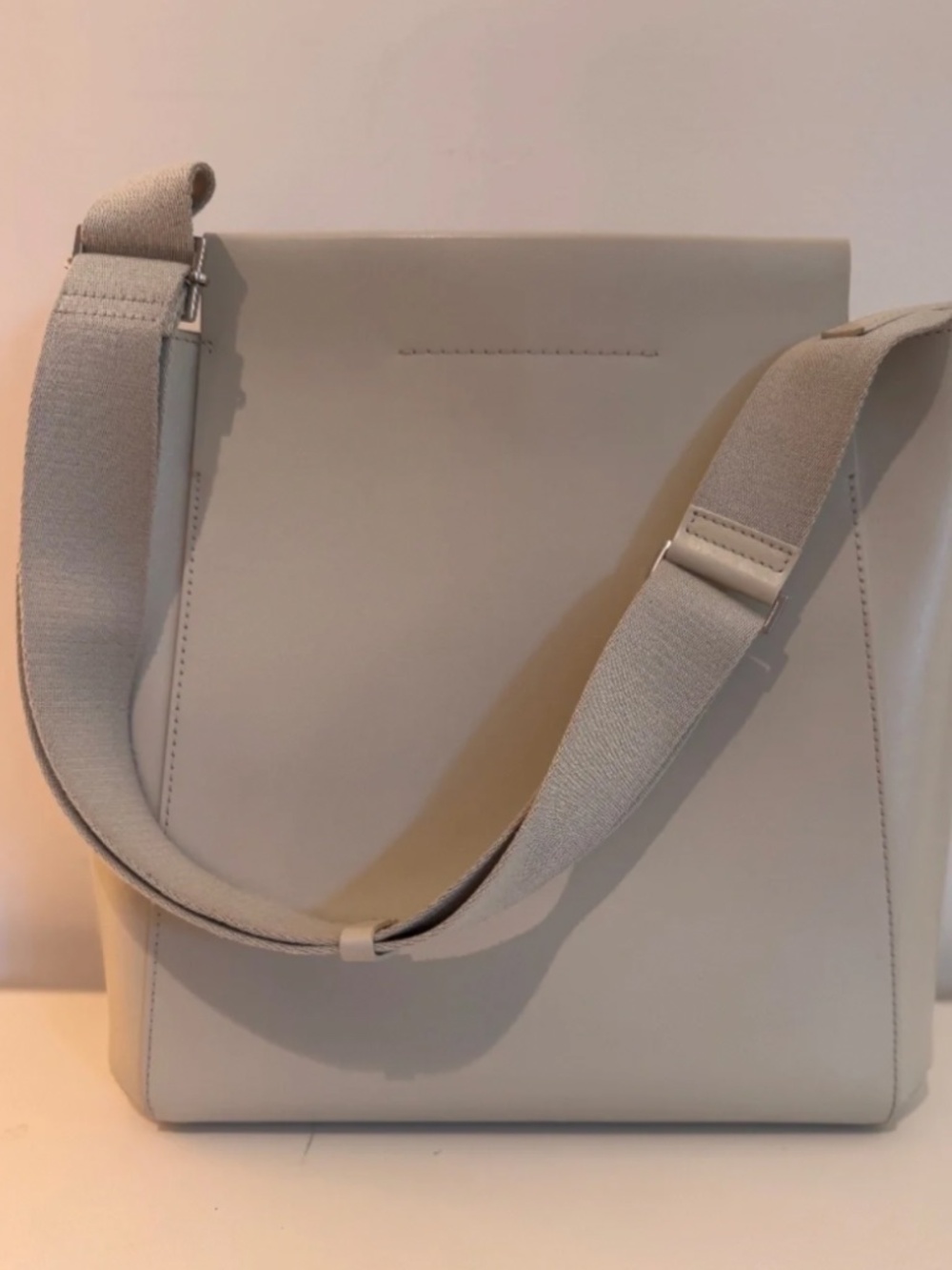 Everlane The Form Bag - Neutral Stone Colour | Like New
